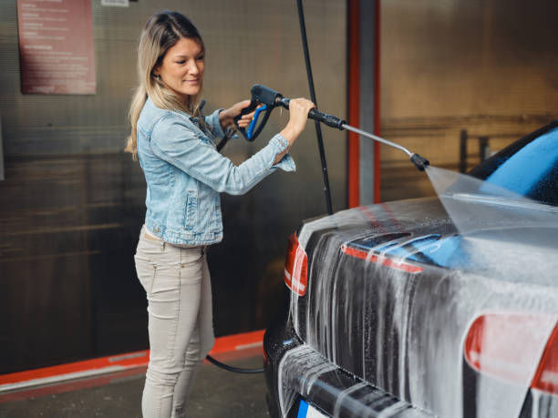 Best Local Pressure Washing Services  in Traverse City, MI